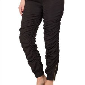 Zenana elastic waist ruched pants